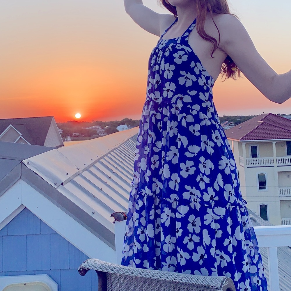 Beautiful floral flowy dress